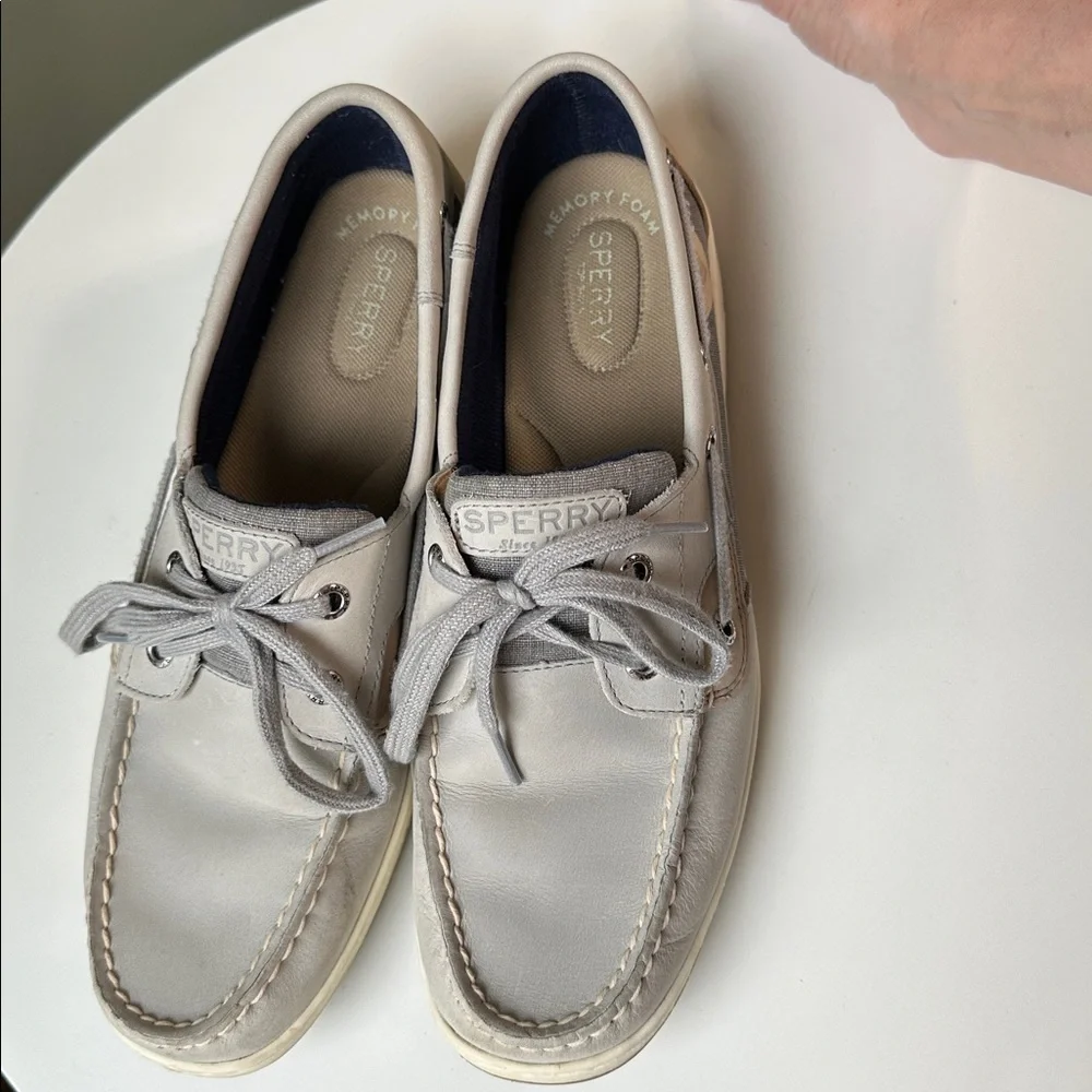 Sperry STS 83598 Women's Boat Shoe Leather size 10 Bluefish 2-Eye Boat Shoe